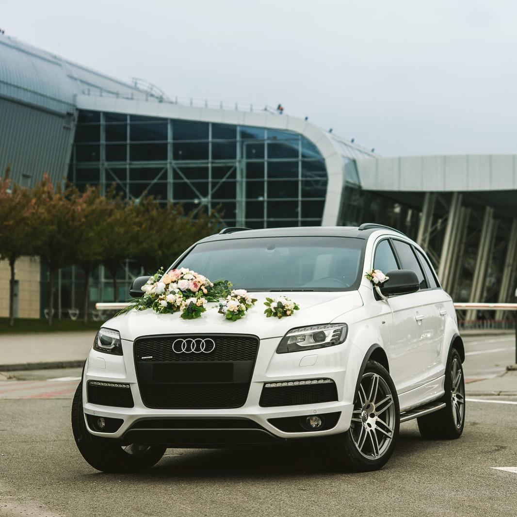 Прокат Audi Q7 s-line plus, Львов, Свадебный кортеж