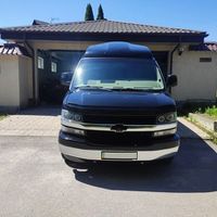 378 Мікроавтобус Chevrolet Express Limit