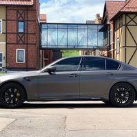 430BMW M5 прокат оренда авто на весілля