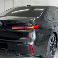 340 BMW i7 xDrive чорний оренда прокат