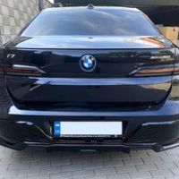 340 BMW i7 xDrive черный аренда прокат с