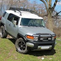 093 Внедорожник Toyota FJ Cruizer на сва