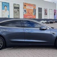 145Электрокар Tesla Model 3серая прокат