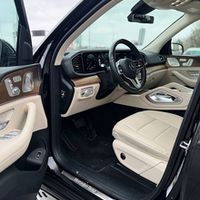 374  Bнедорожник на свадьбу Mercedes GLE