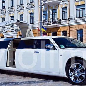 002 Лимузин Chrysler 300C Rolls-Royсe